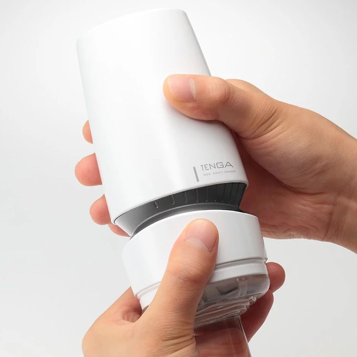 Мастурбатор Tenga - Aero Masturbator Silver, інноваційна технологія всмоктування